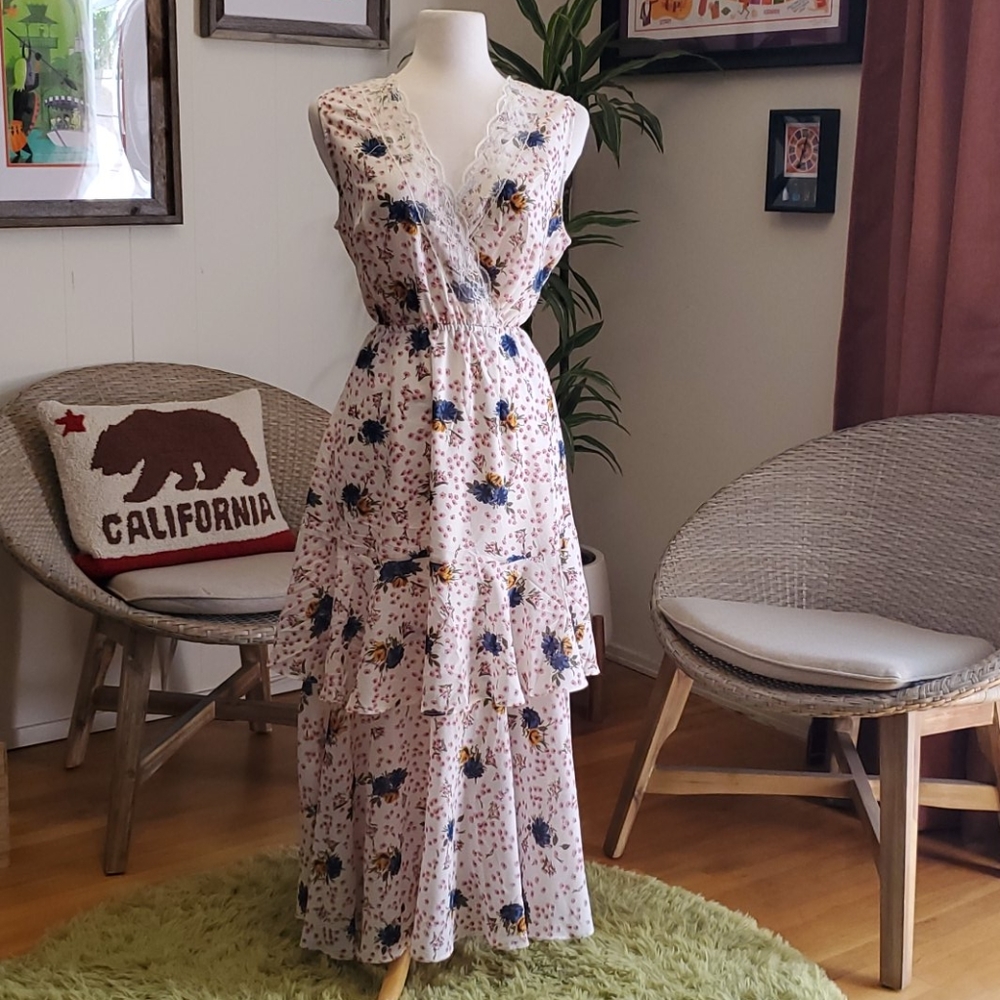 Mello Day midi dress sz L